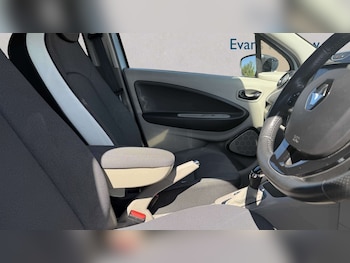 Used Renault Zoe 2016 for sale - 78378685: Photo