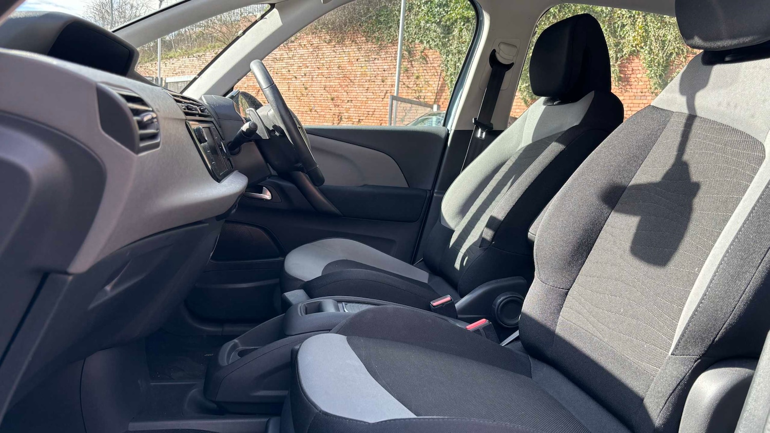 Used Citroen C4 Picasso 2016 for sale - 77740999: Photo 9