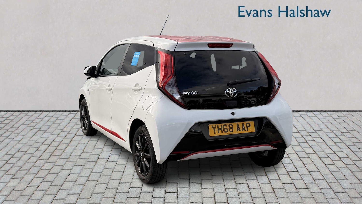 Used Toyota AYGO 2019 for sale - 76401428: Photo 2