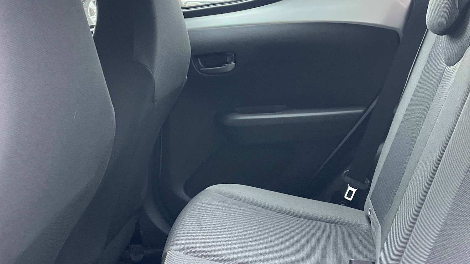 Used Toyota AYGO 2021 for sale - 76746125: Photo 10