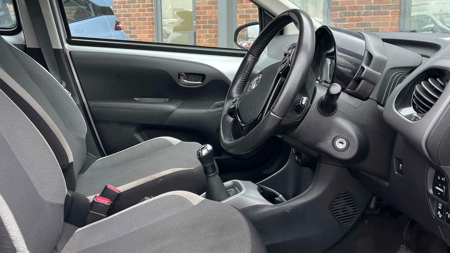 Used Toyota AYGO 2021 for sale - 76746125: Photo 3