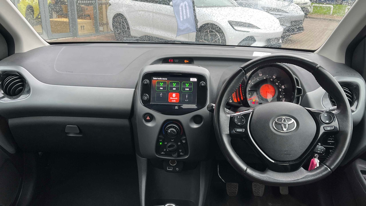 Used Toyota AYGO 2021 for sale - 76746125: Photo 8