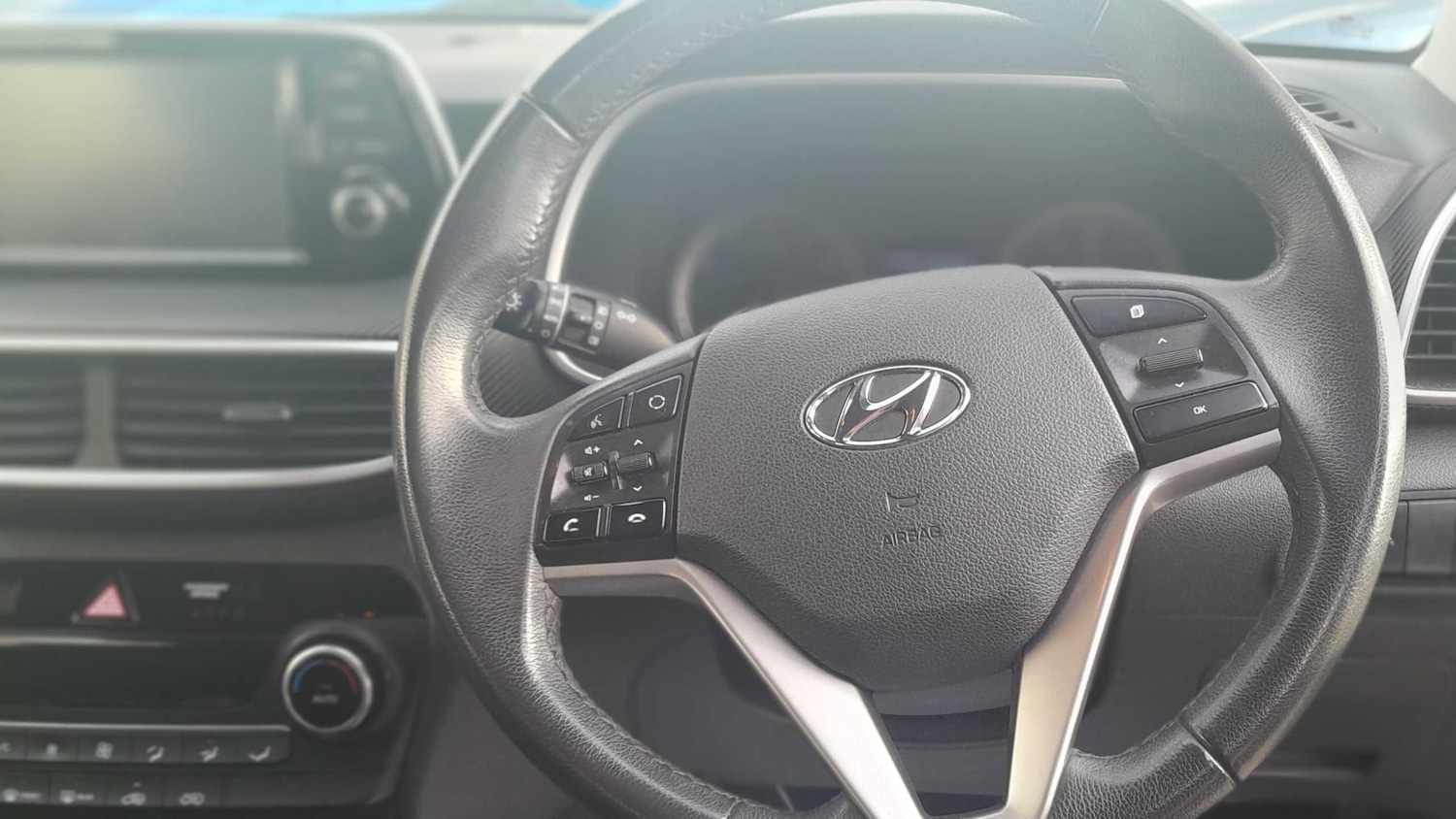 Used Hyundai TUCSON 2019 for sale - 76401301: Photo 12
