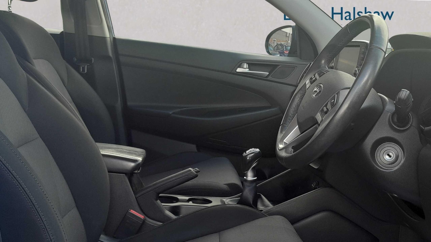 Used Hyundai TUCSON 2019 for sale - 76401301: Photo 3