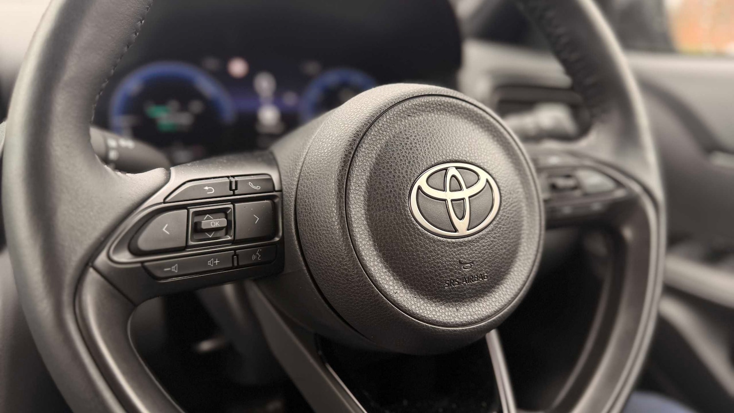 Used Toyota Yaris Cross 2024 for sale - 77686649: Photo 15