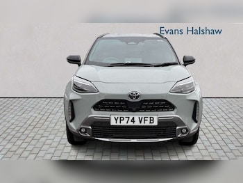 Used Toyota Yaris Cross 2024 for sale - 77686649: Photo