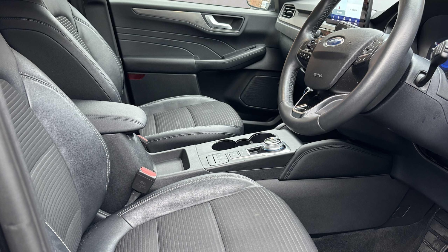 Used Ford Kuga 2021 for sale - 77308387: Photo 3