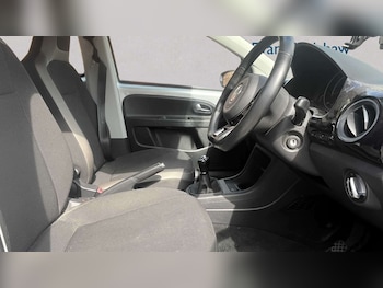 Used Volkswagen up! 2013 for sale - 79523705: Photo