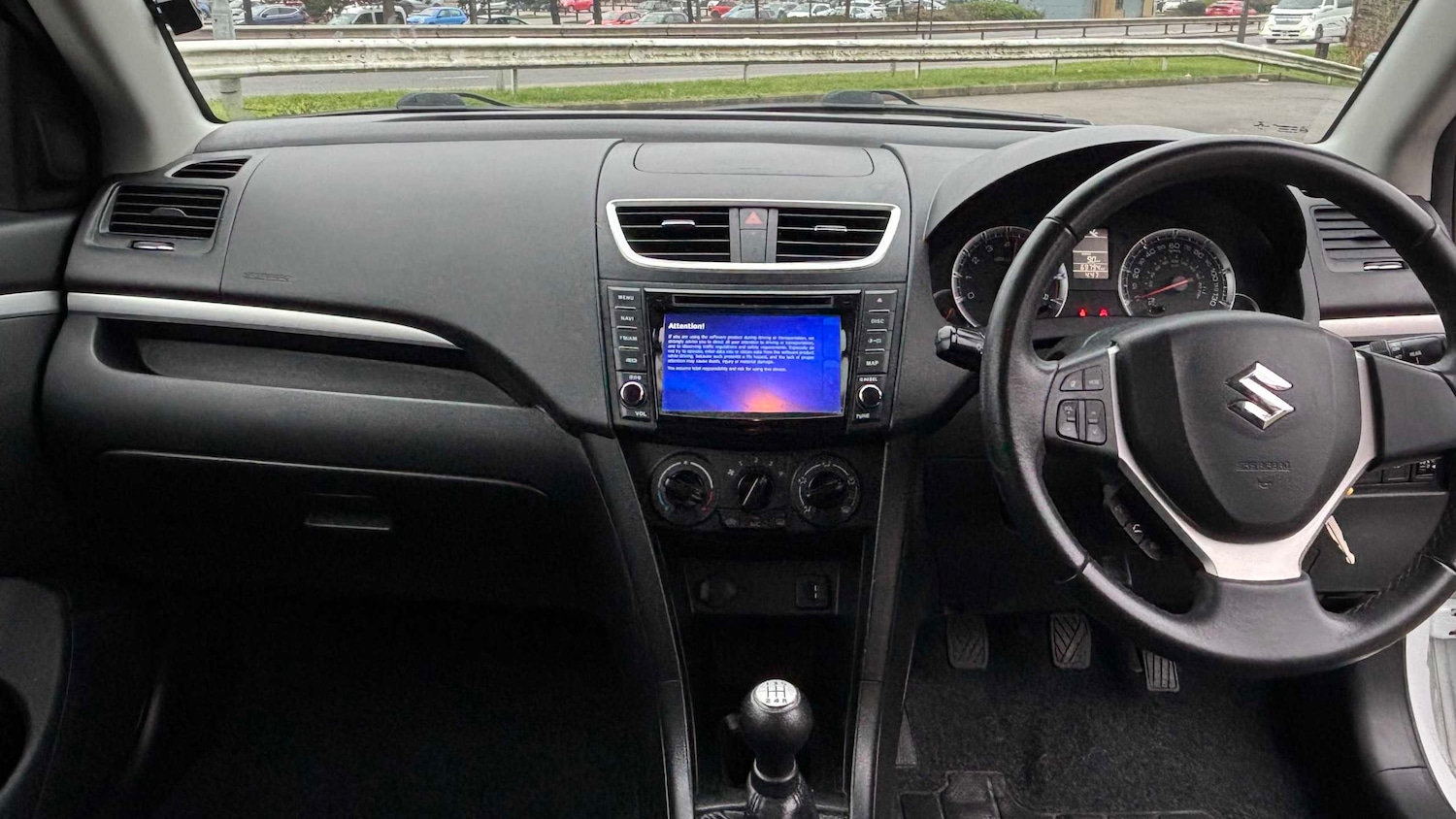 Used Suzuki Swift 2015 for sale - 77443352: Photo 8