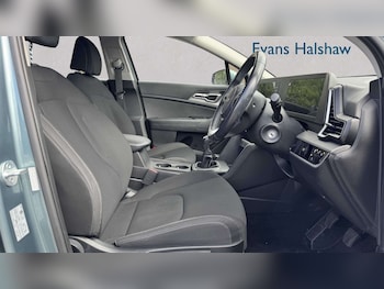 Used Kia Sportage 2023 for sale - 79096006: Photo