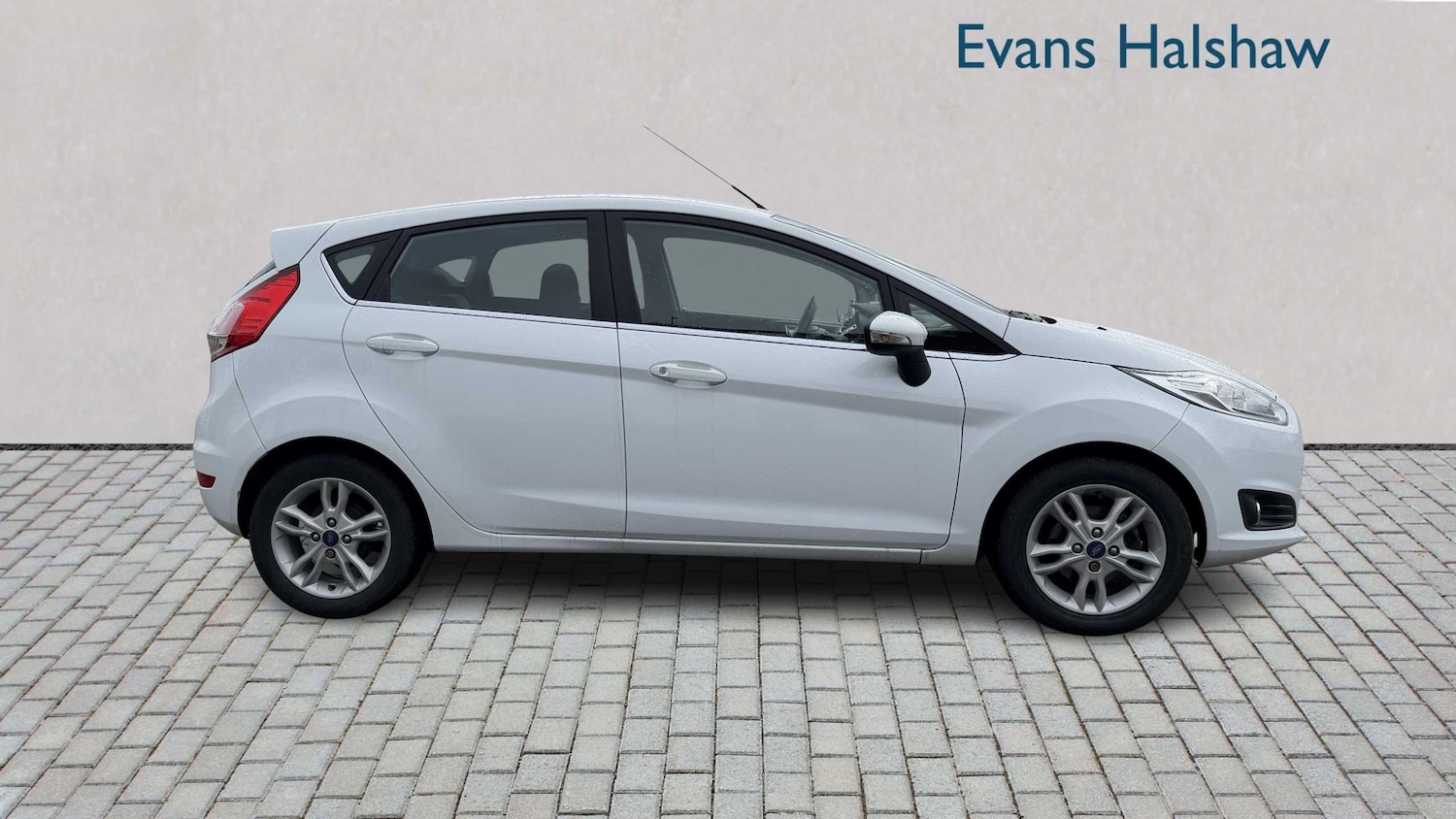 Used Ford Fiesta 2017 for sale - 77500352: Photo 3