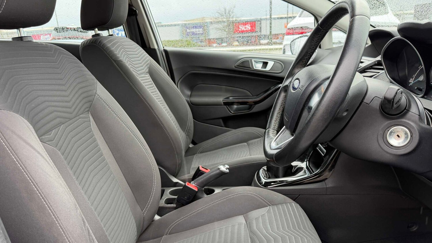 Used Ford Fiesta 2017 for sale - 77500352: Photo 8