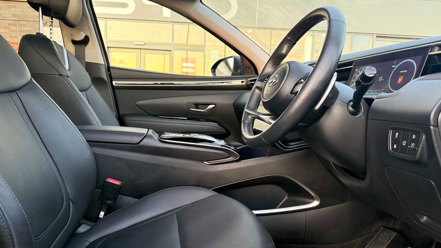 Used Hyundai TUCSON 2022 for sale - 76827614: Photo 3