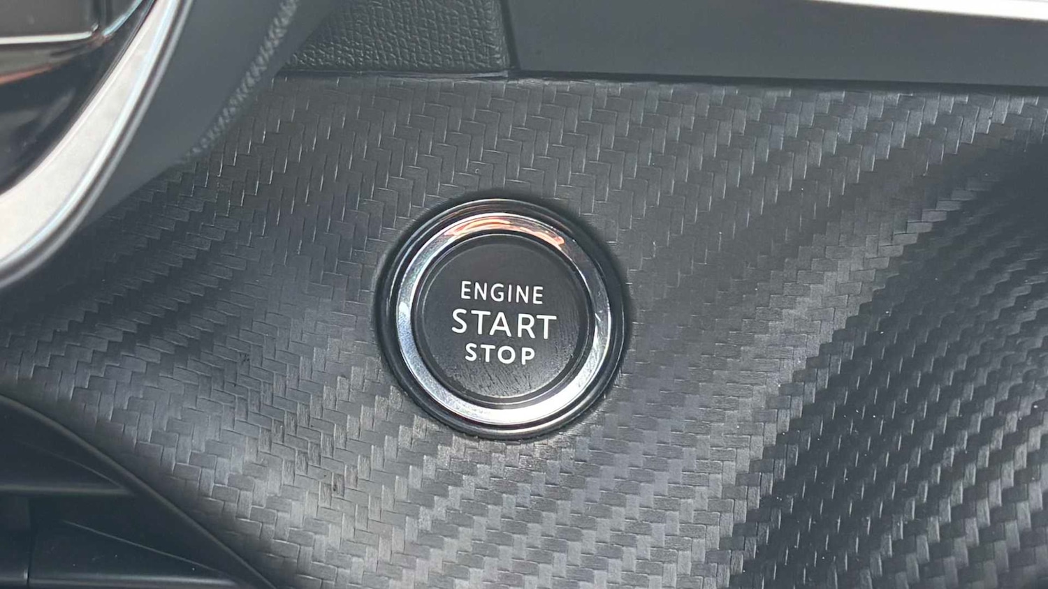 Used Peugeot 2008 2022 for sale - 78077080: Photo 14