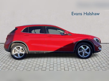 Used Mercedes-Benz GLA 2017 for sale - 77334068: Photo