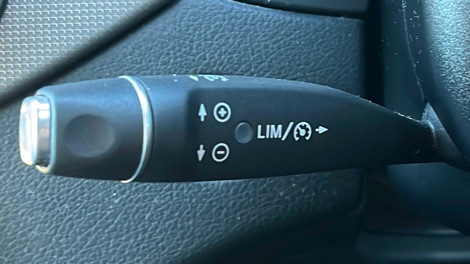 Used Mercedes-Benz GLA 2017 for sale - 77334068: Photo 7