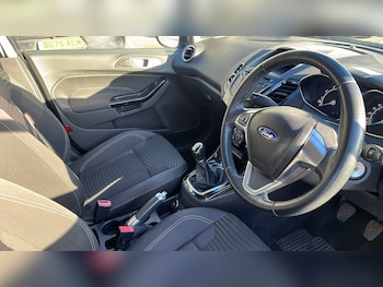 Used Ford Fiesta 2013 for sale - 77082988: Photo