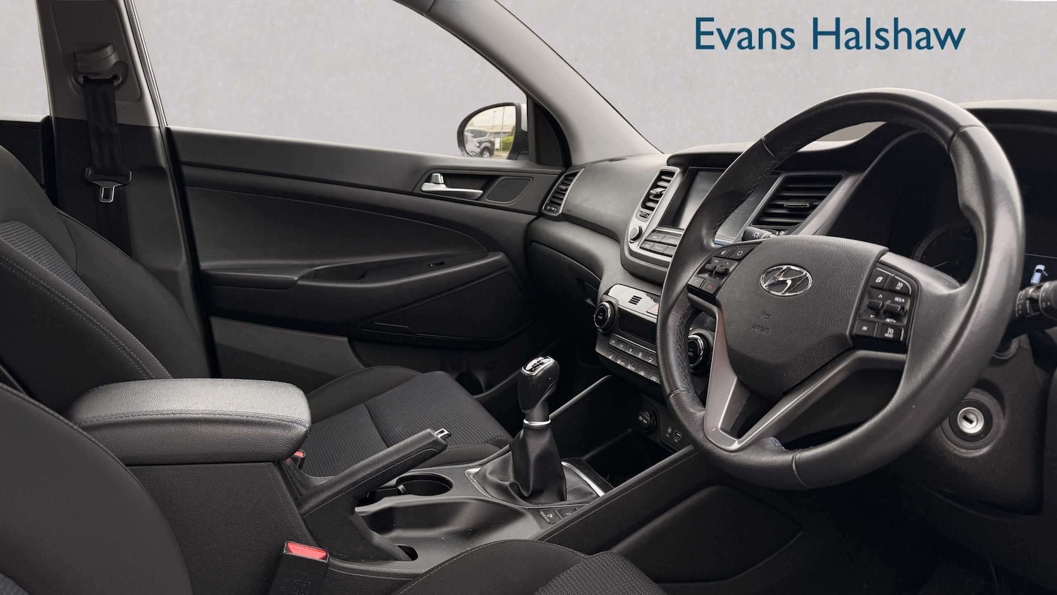 Used Hyundai TUCSON 2017 for sale - 78104728: Photo 3