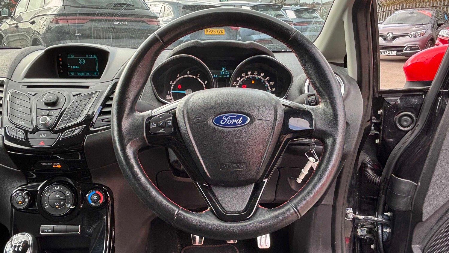 Used Ford Fiesta 2015 for sale - 77842409: Photo 11