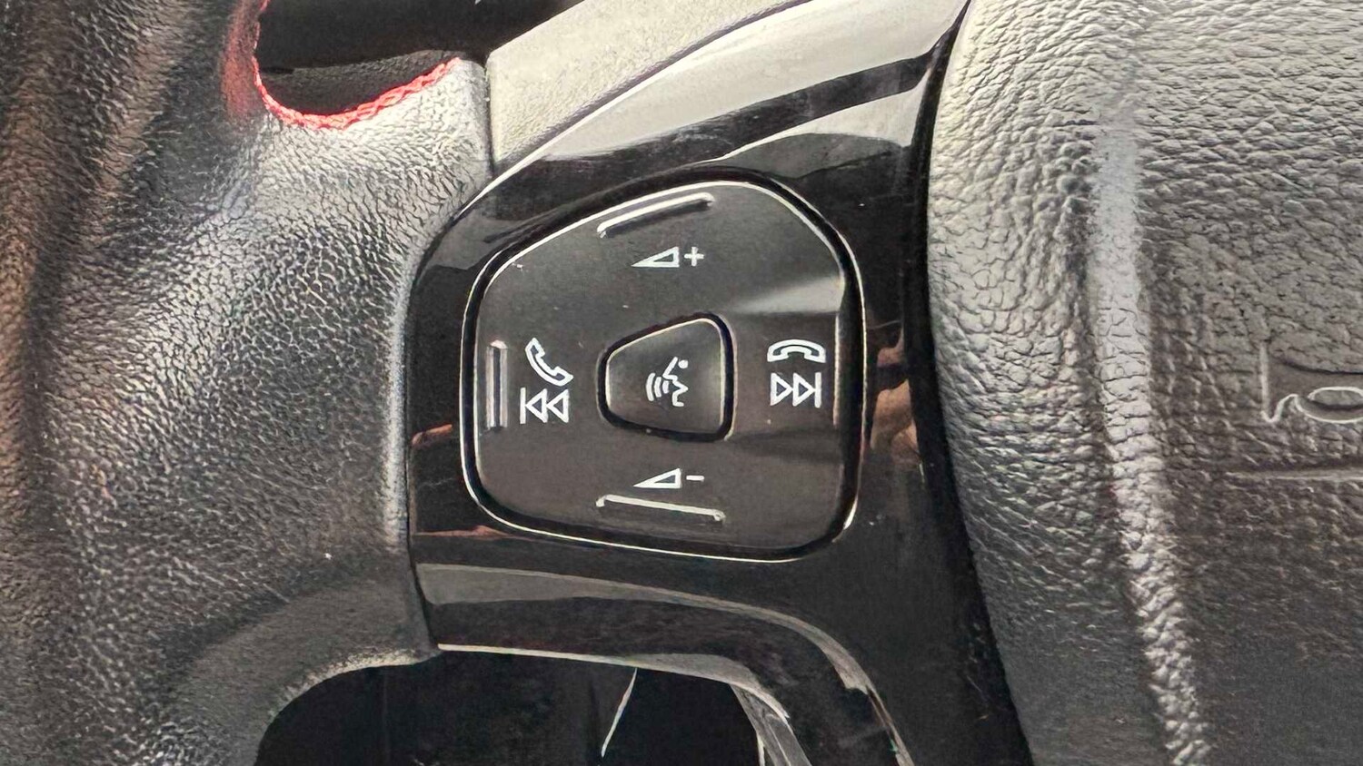 Used Ford Fiesta 2015 for sale - 77842409: Photo 13