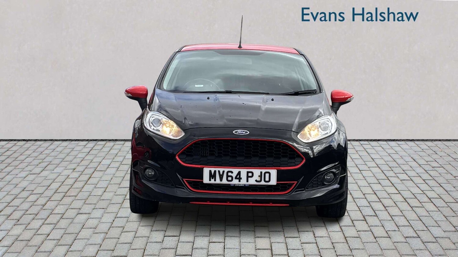 Used Ford Fiesta 2015 for sale - 77842409: Photo 4