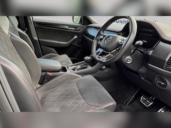 Used Skoda Kodiaq 2023 for sale - 78077117: Photo