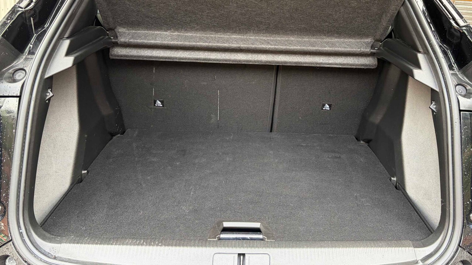 Used Peugeot 2008 2023 for sale - 77741094: Photo 11