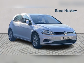 Used Volkswagen Golf 2017 for sale - 77894438: Photo