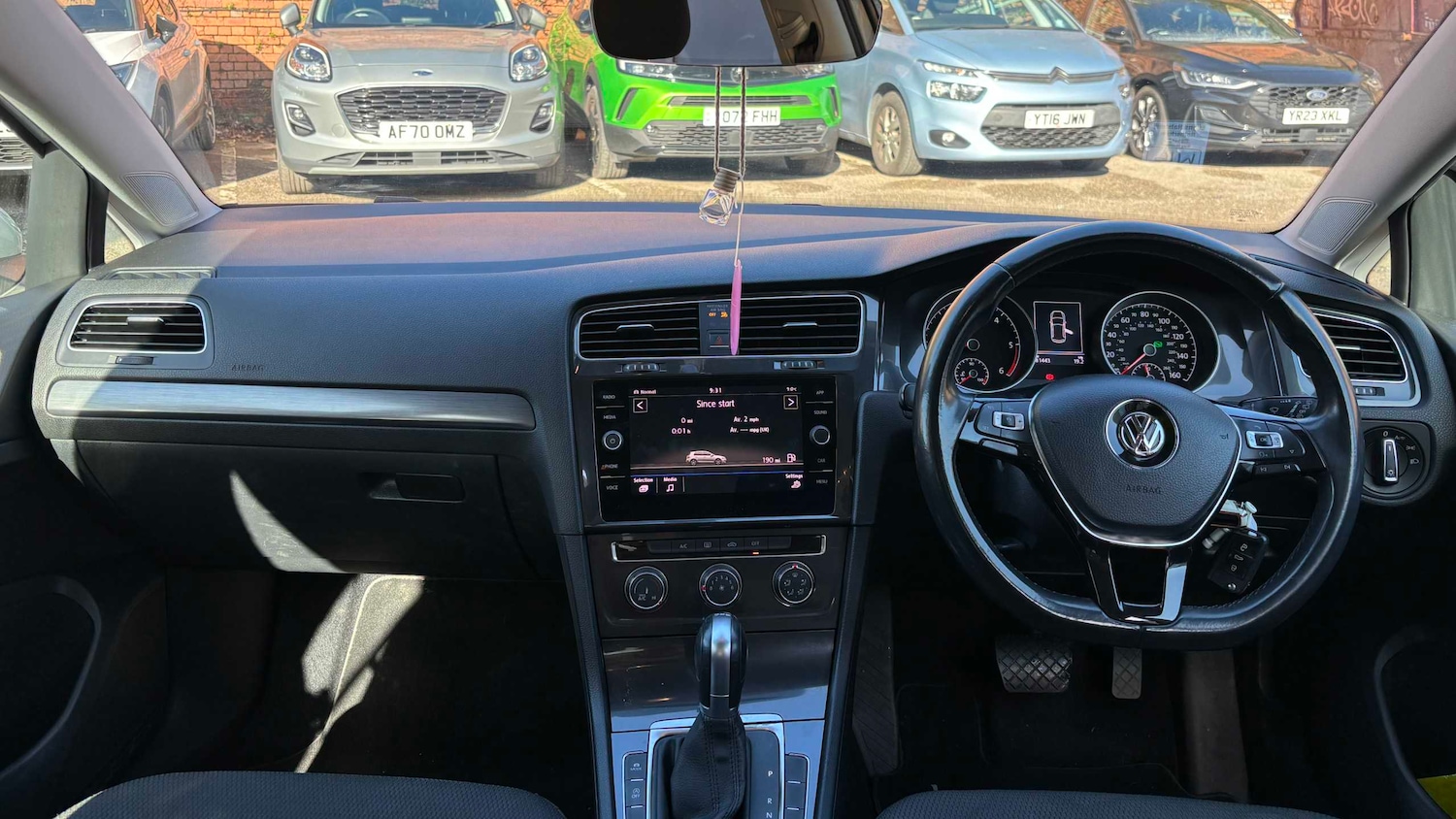 Used Volkswagen Golf 2017 for sale - 77894438: Photo 7