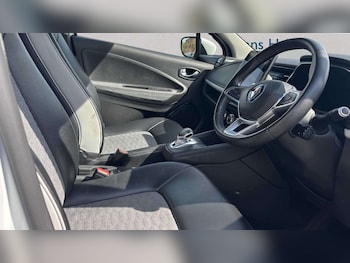Used Renault Zoe 2020 for sale - 78961100: Photo
