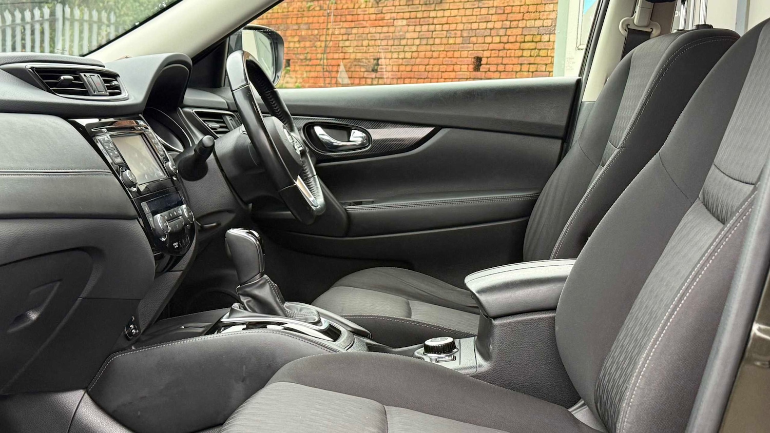 Used Nissan X-Trail 2018 for sale - 76978800: Photo 9