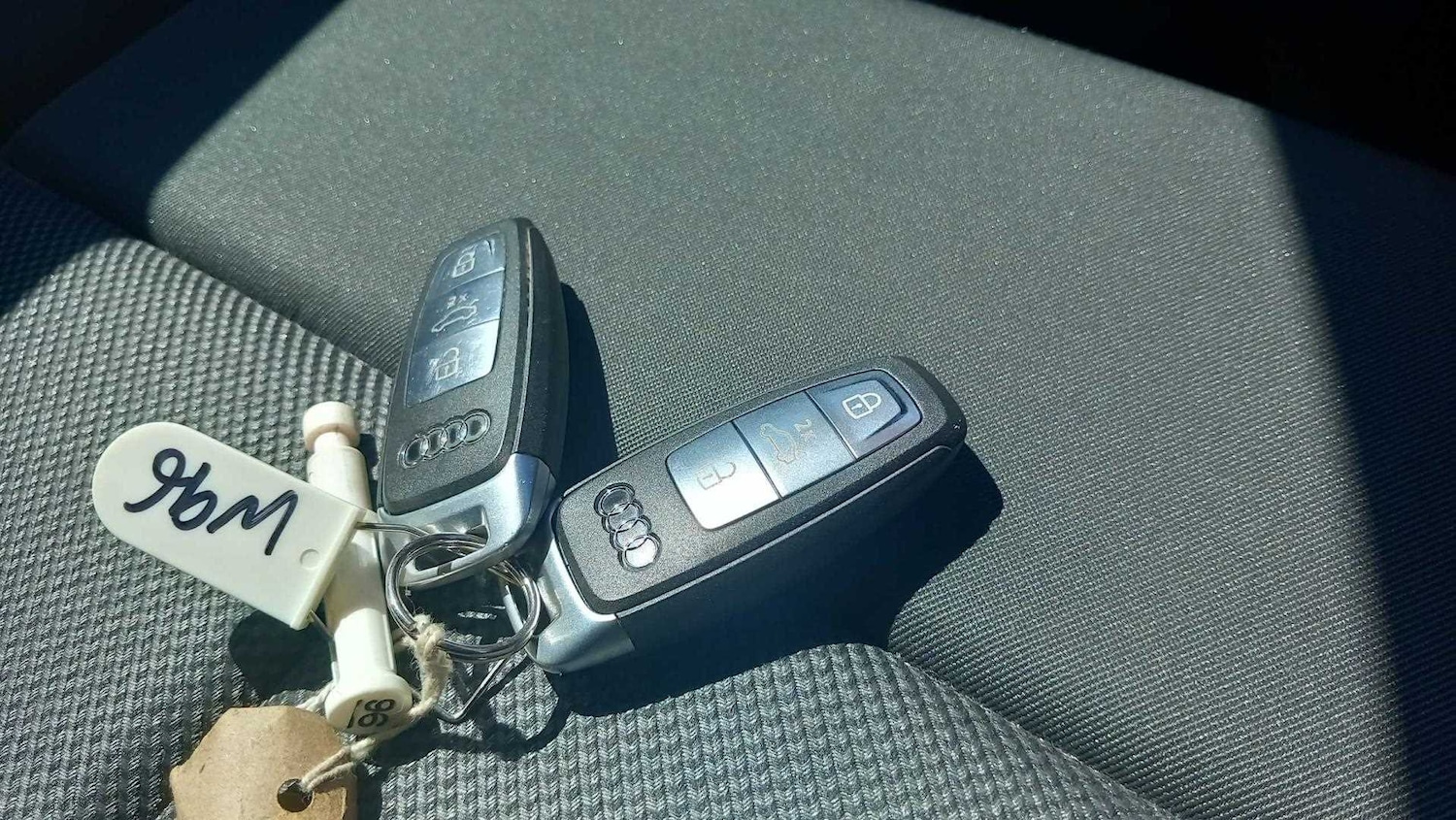 Vehicle 29