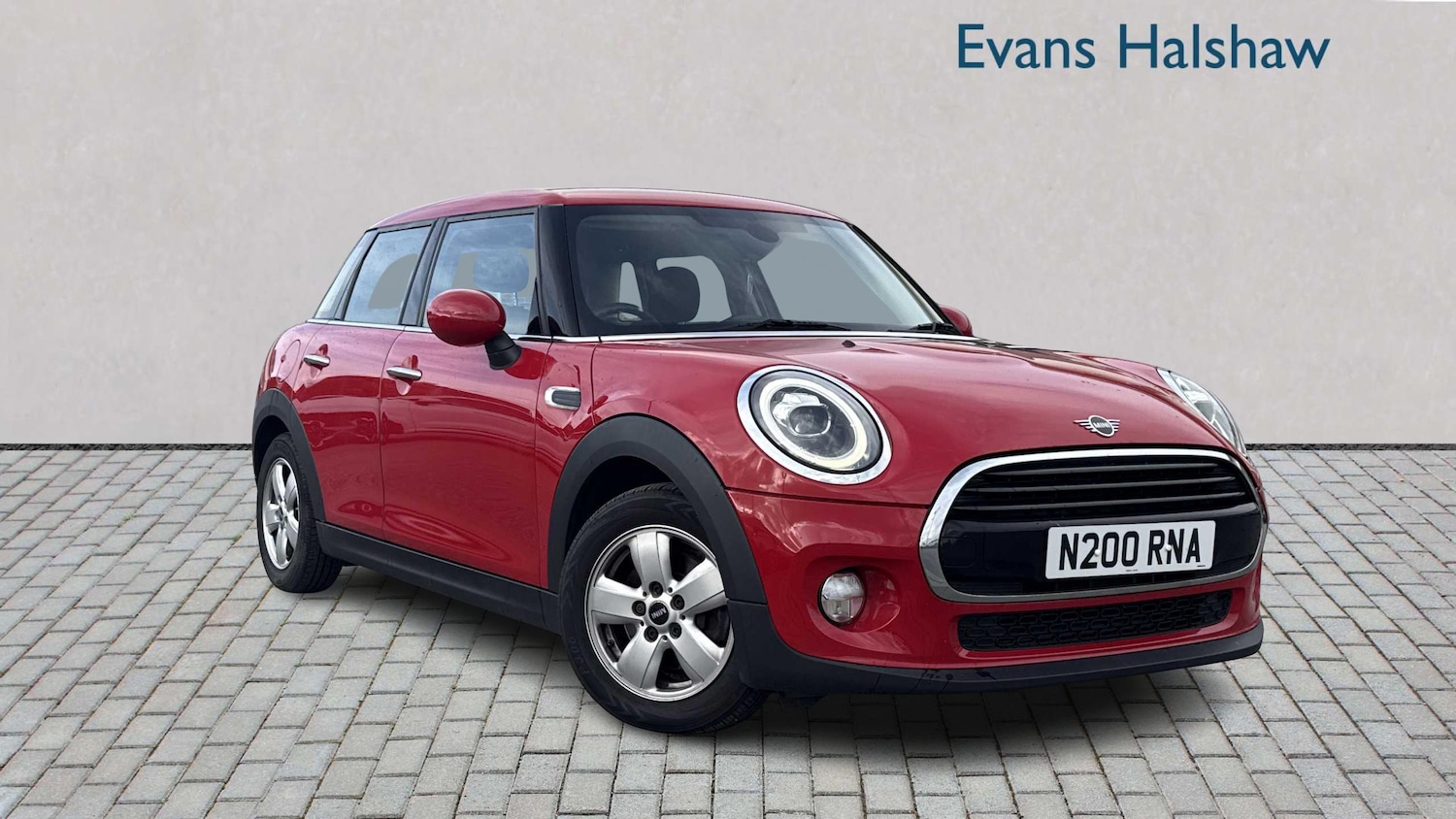 Used MINI Hatch 2018 for sale - 76401448: Photo 1