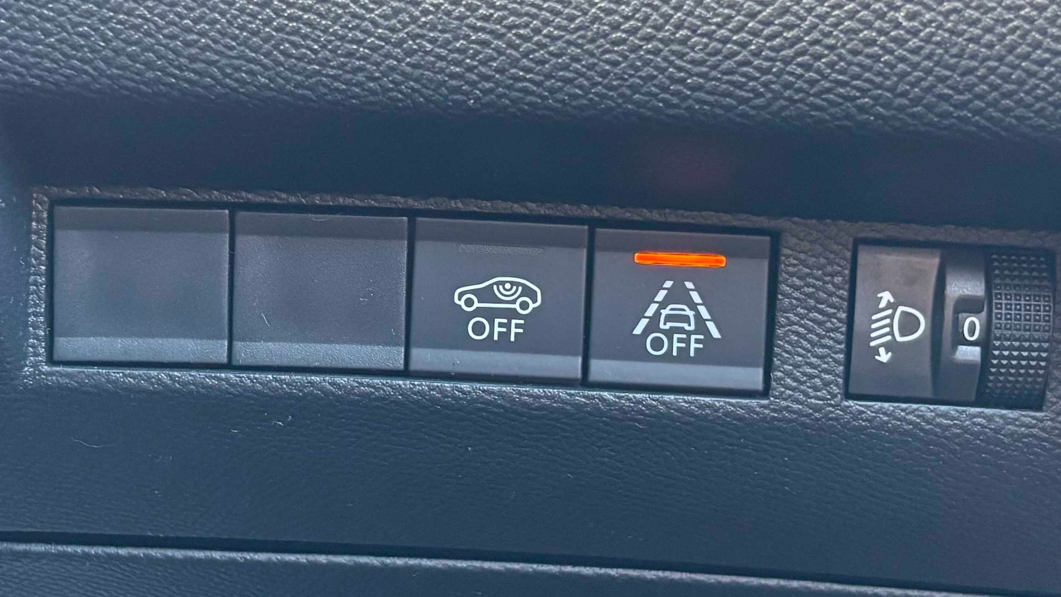 Used Peugeot 208 2022 for sale - 78089604: Photo 17