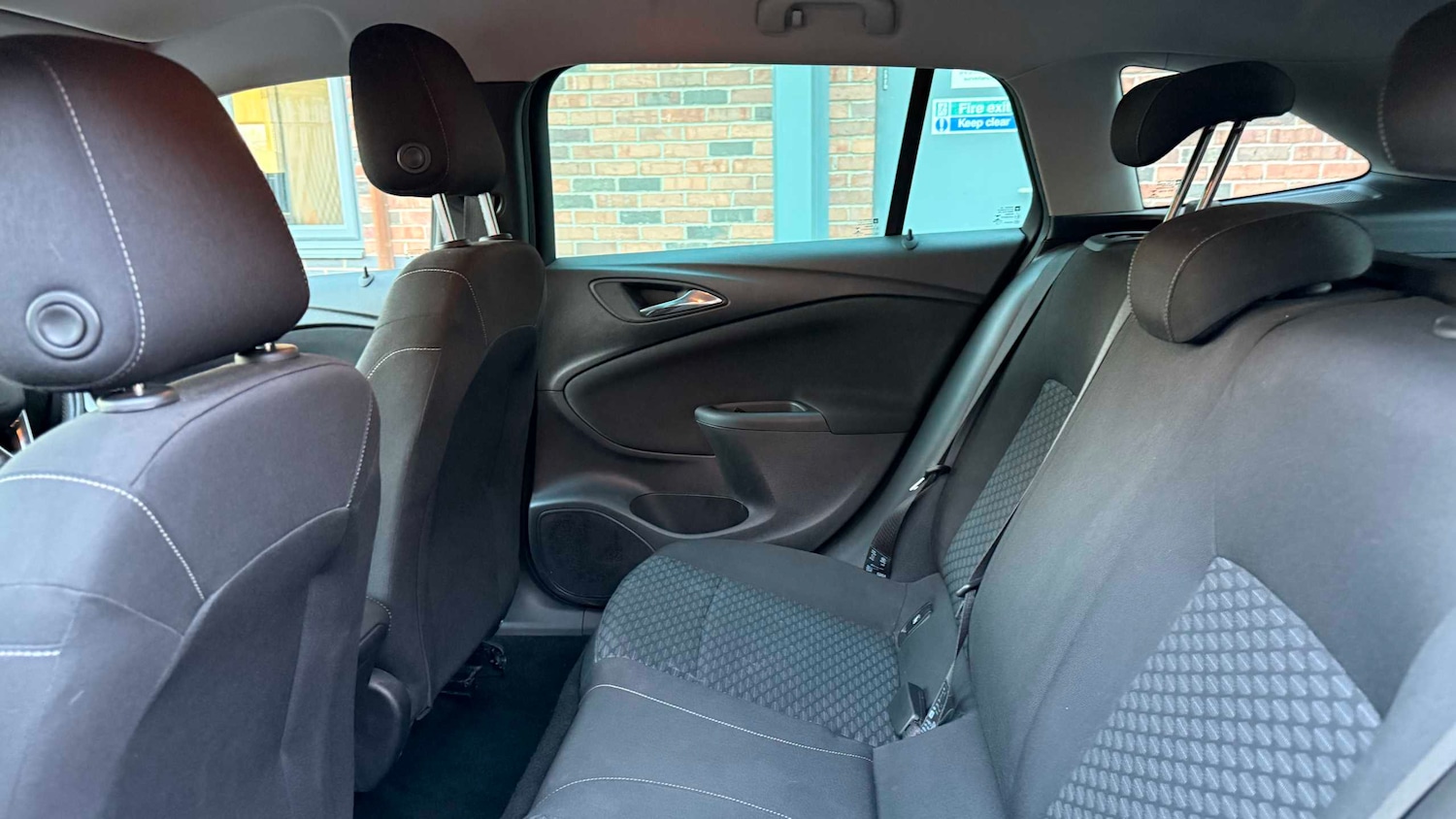 Used Vauxhall Astra 2018 for sale - 77244972: Photo 10