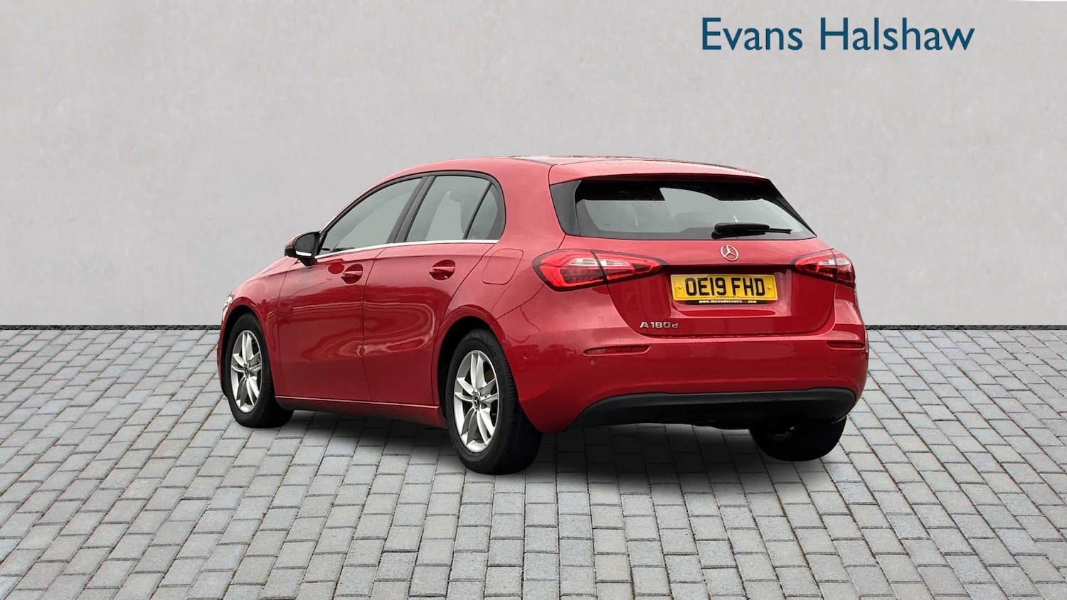 Used Mercedes-Benz A-Class 2019 for sale - 77308339: Photo 2