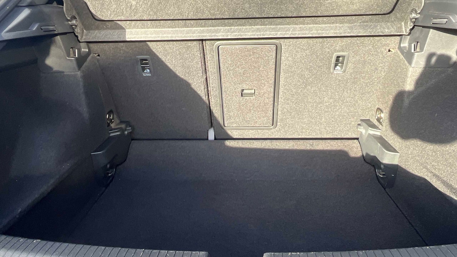 Used Volkswagen T-Roc 2022 for sale - 77011029: Photo 11