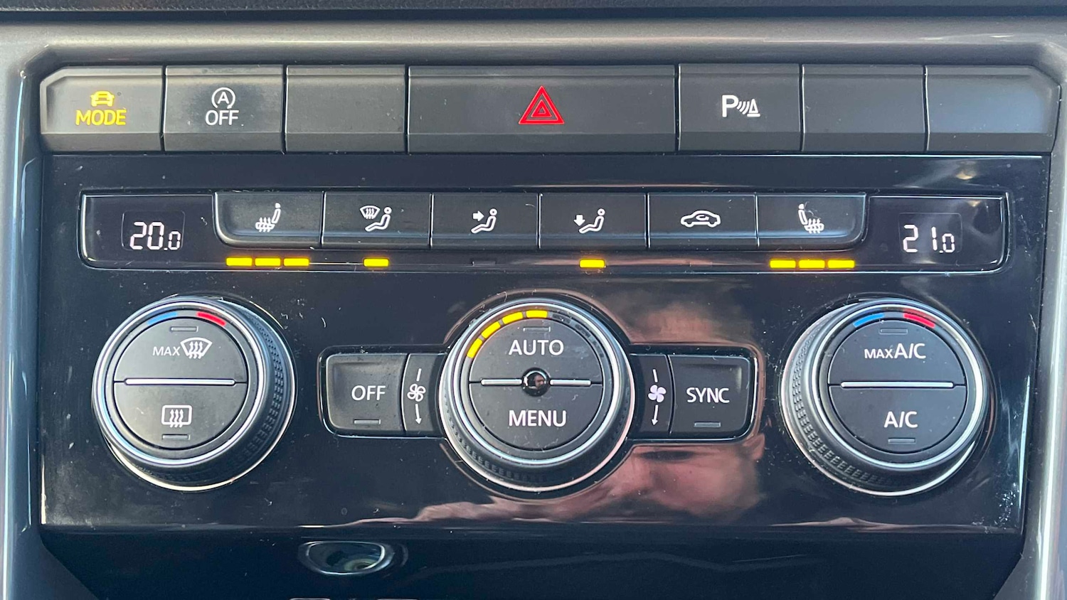 Used Volkswagen T-Roc 2022 for sale - 77011029: Photo 15