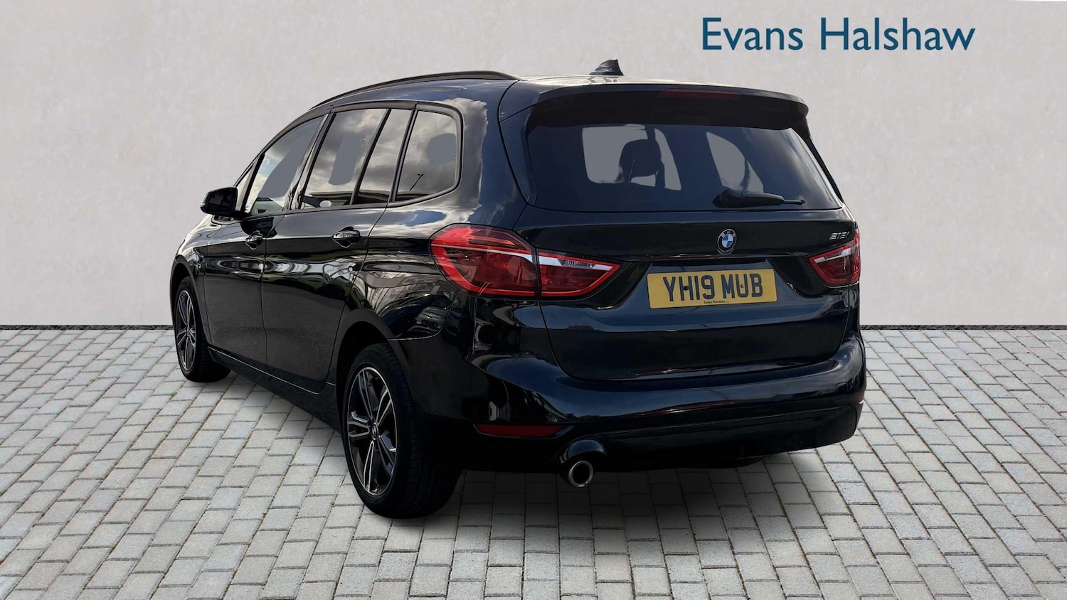 Used BMW 2 Series 2019 for sale - 76401283: Photo 2
