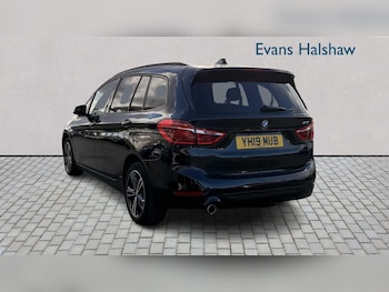 Used BMW 2 Series 2019 for sale - 76401283: Photo