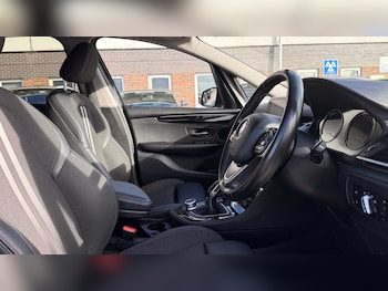 Used BMW 2 Series 2019 for sale - 76401283: Photo