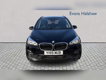 Used BMW 2 Series 2019 for sale - 76401283: Photo