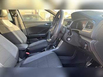 Used Volkswagen T-Roc 2022 for sale - 78388984: Photo