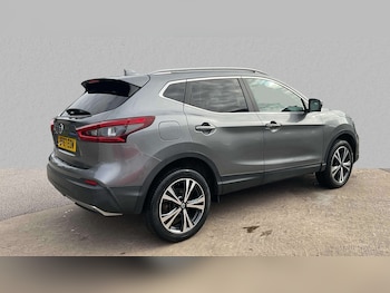 Used Nissan Qashqai 2018 for sale - 76488077: Photo