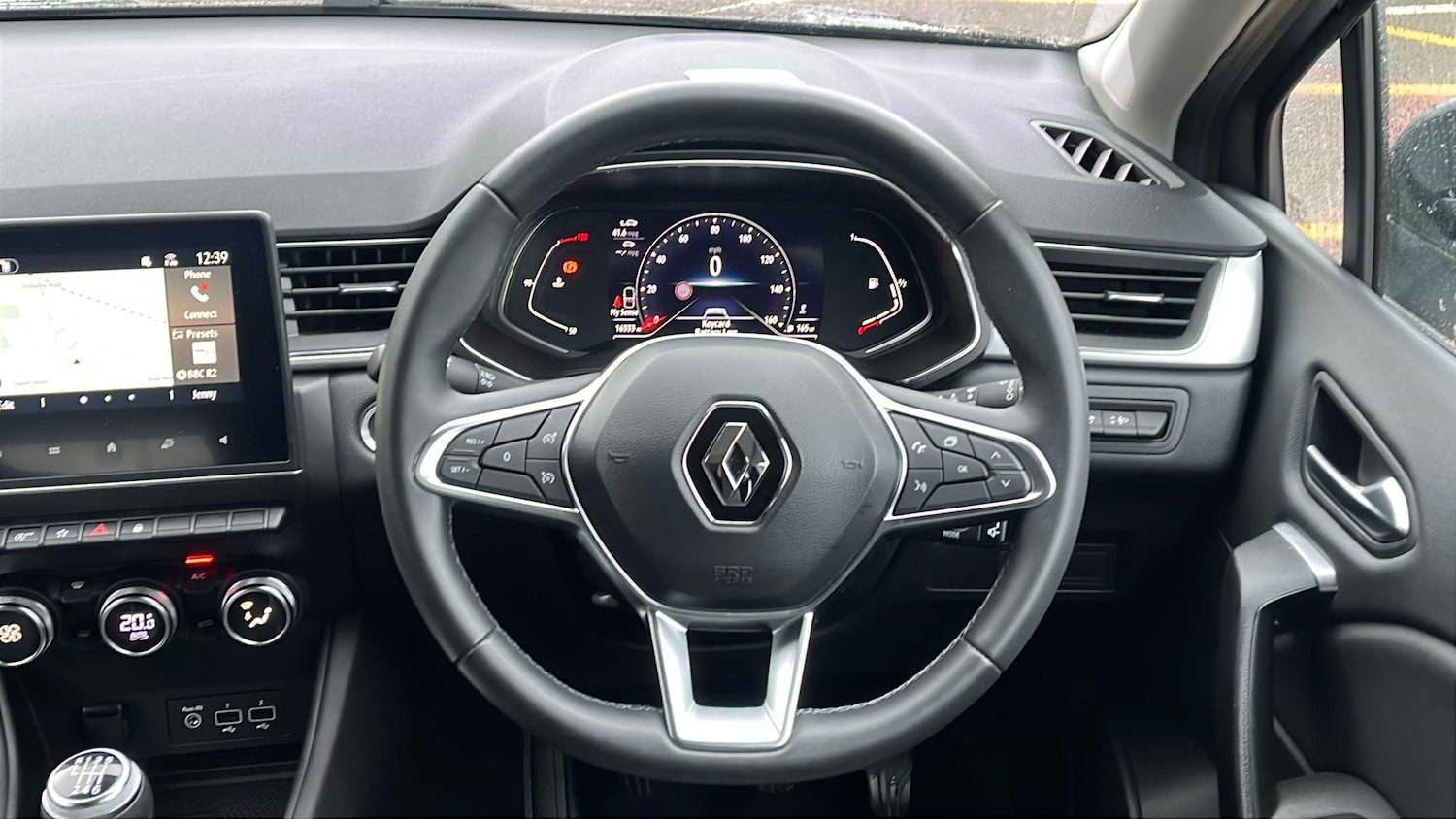 Used Renault Captur for sale - 77308547: Photo 12