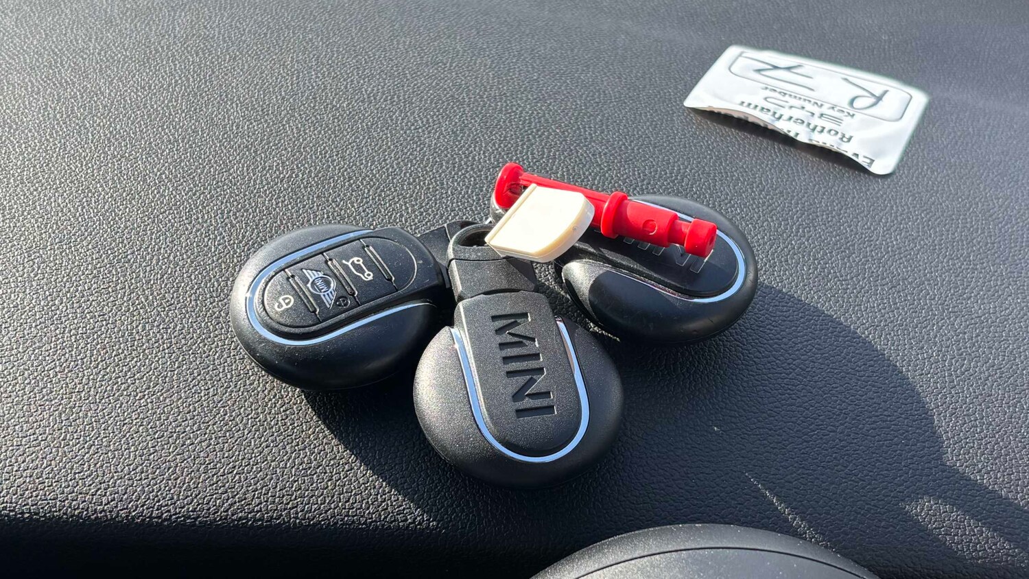 Used MINI Convertible 2018 for sale - 77674679: Photo 16