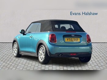 Used MINI Convertible 2018 for sale - 77674679: Photo