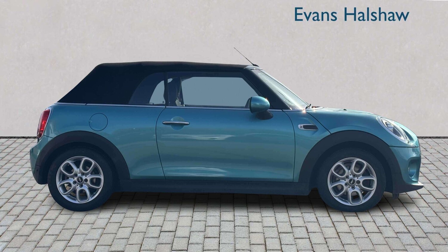 Used MINI Convertible 2018 for sale - 77674679: Photo 6