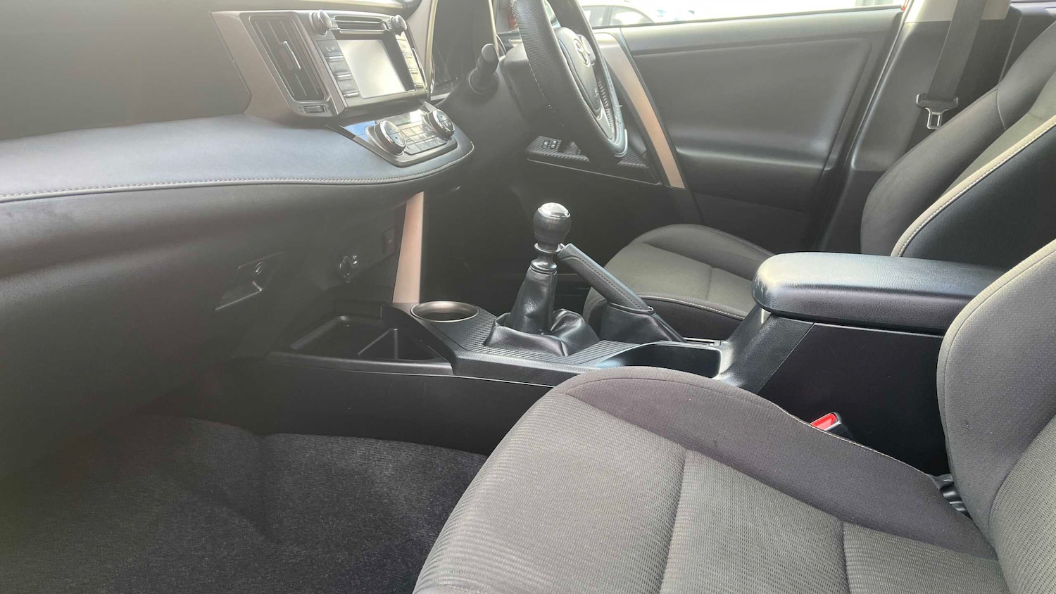 Used Toyota RAV4 2014 for sale - 77239937: Photo 9