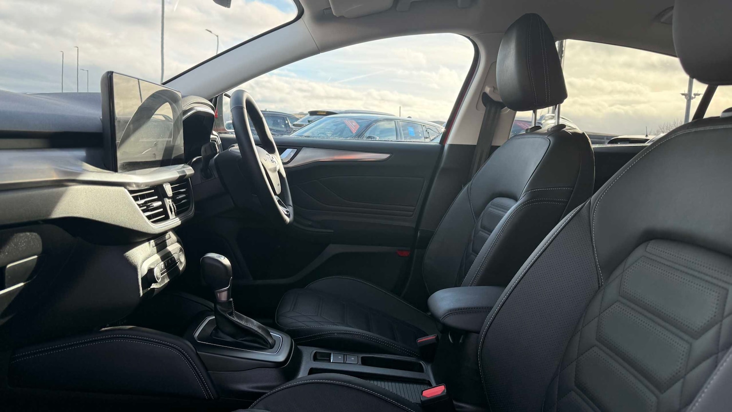 Used Ford Focus 2024 for sale - 76460108: Photo 9